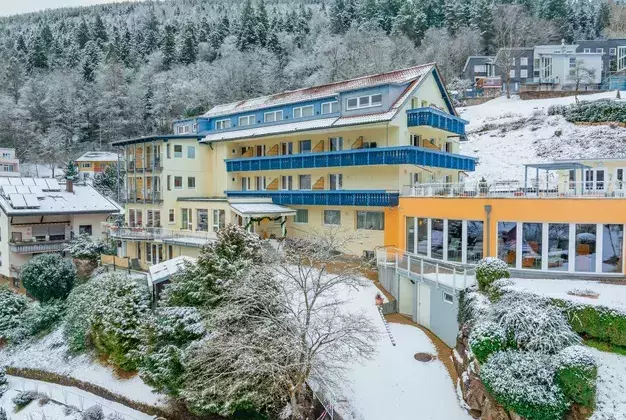 4 Sterne Wellnesshotel Rothfuss in Bad Wildbad im Schwarzwald im Winter