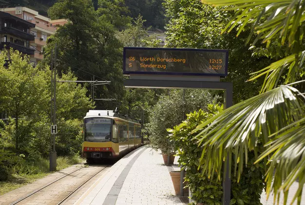 Mit der Bahn nach Bad Wildbad und zum Wellnesshotel Rothfuss in Bad Wildbad im Schwarzwald